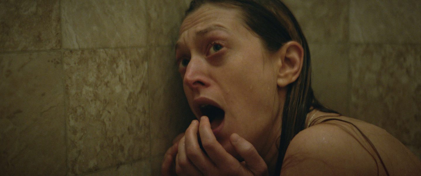 観る者の神経をズタズタにする邪悪なホラー『ダーク・アンド・ウィケッド』スクリーンに映るのは“不幸”のみ!